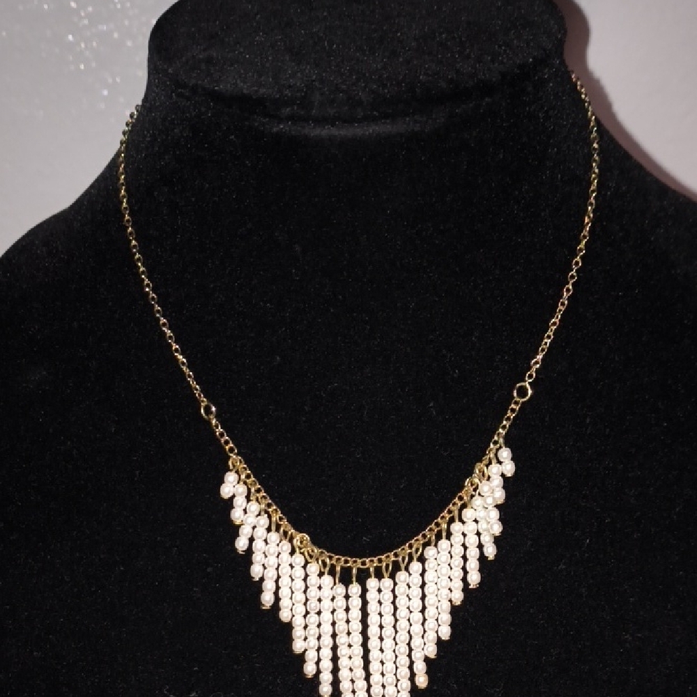 Elegant Pearl Fringe Necklace